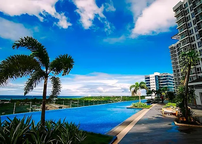 Mactan Newtown Отель