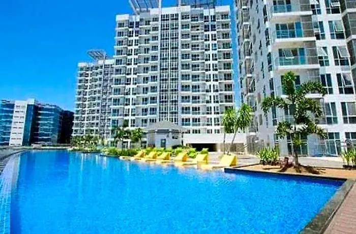 Отель Mactan Newtown Себу