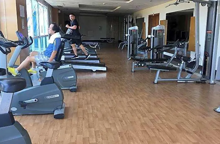 Отель Mactan Newtown 5*