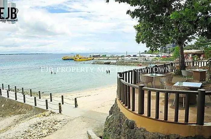 Mactan Newtown Отель
